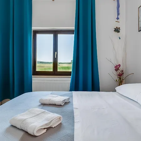 Anica - Island Pag Апартаменты Влашичи