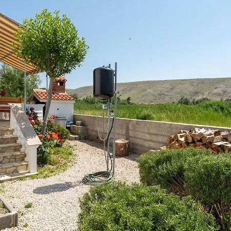 Anica - Island Pag Апартаменты *