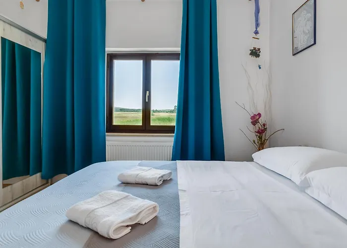 Anica - Island Pag Апартаменты Влашичи