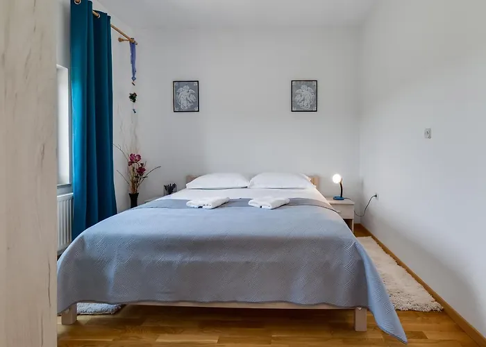 Anica - Island Pag Апартаменты *