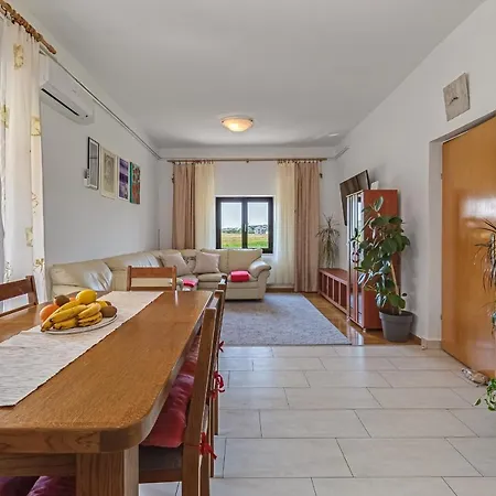 Anica - Island Pag Apartamento *